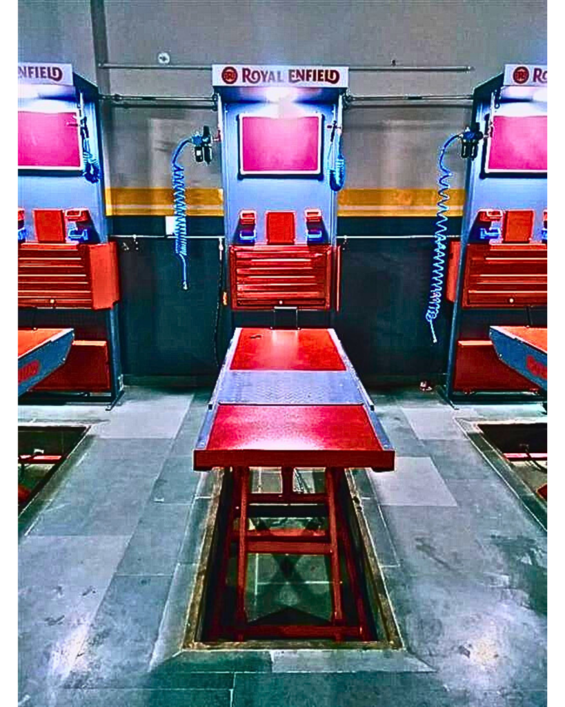 Panel Stand for Two Wheeler Lift